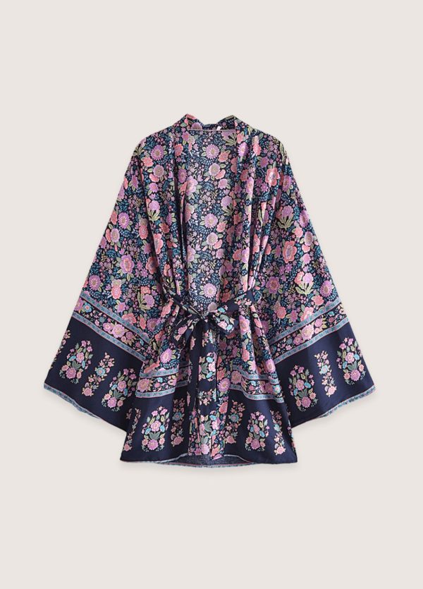 kimono court fleuri rose et bleu nuit