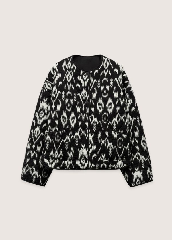 veste kimono noir et blanc